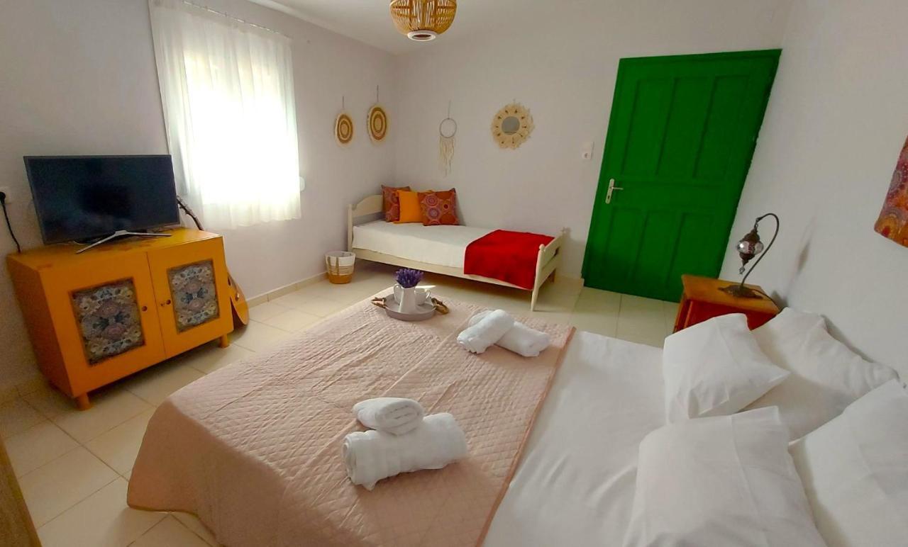 Agritourism Cottage Near Sitia Exteriör bild